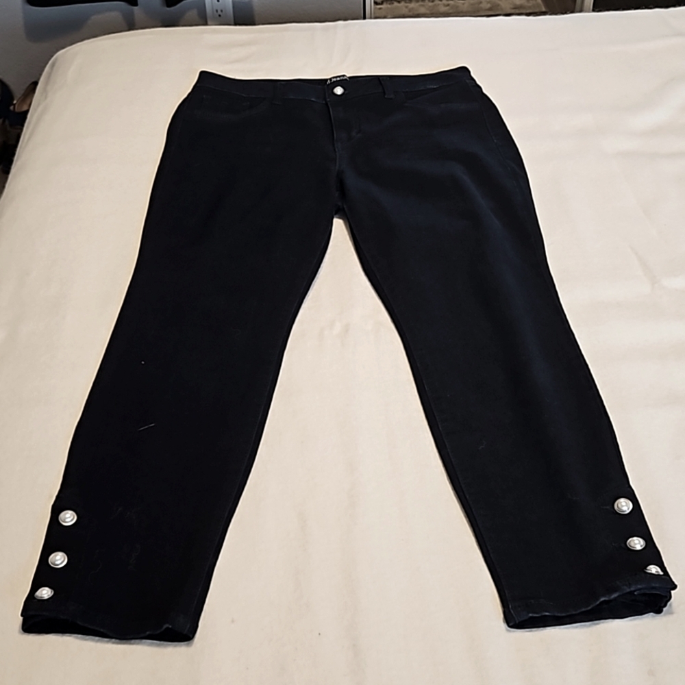 D.Jeans Pearl button detail dark blue jeans. US size 12